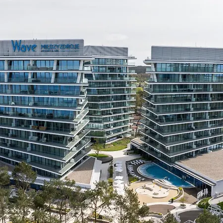 Wave Panorama 8th Floor Sea View Apartment